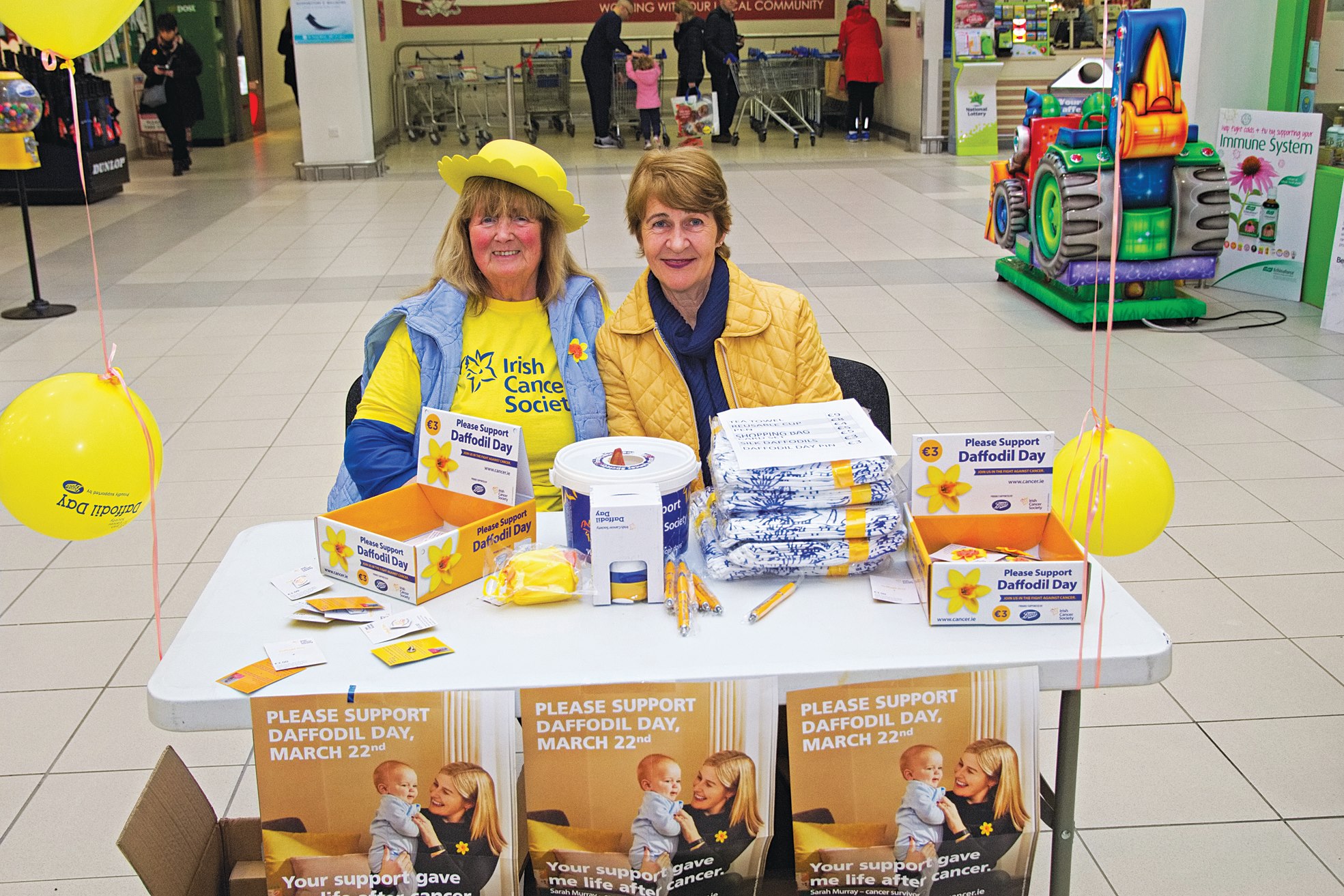 Volunteers on Daffodil Day
