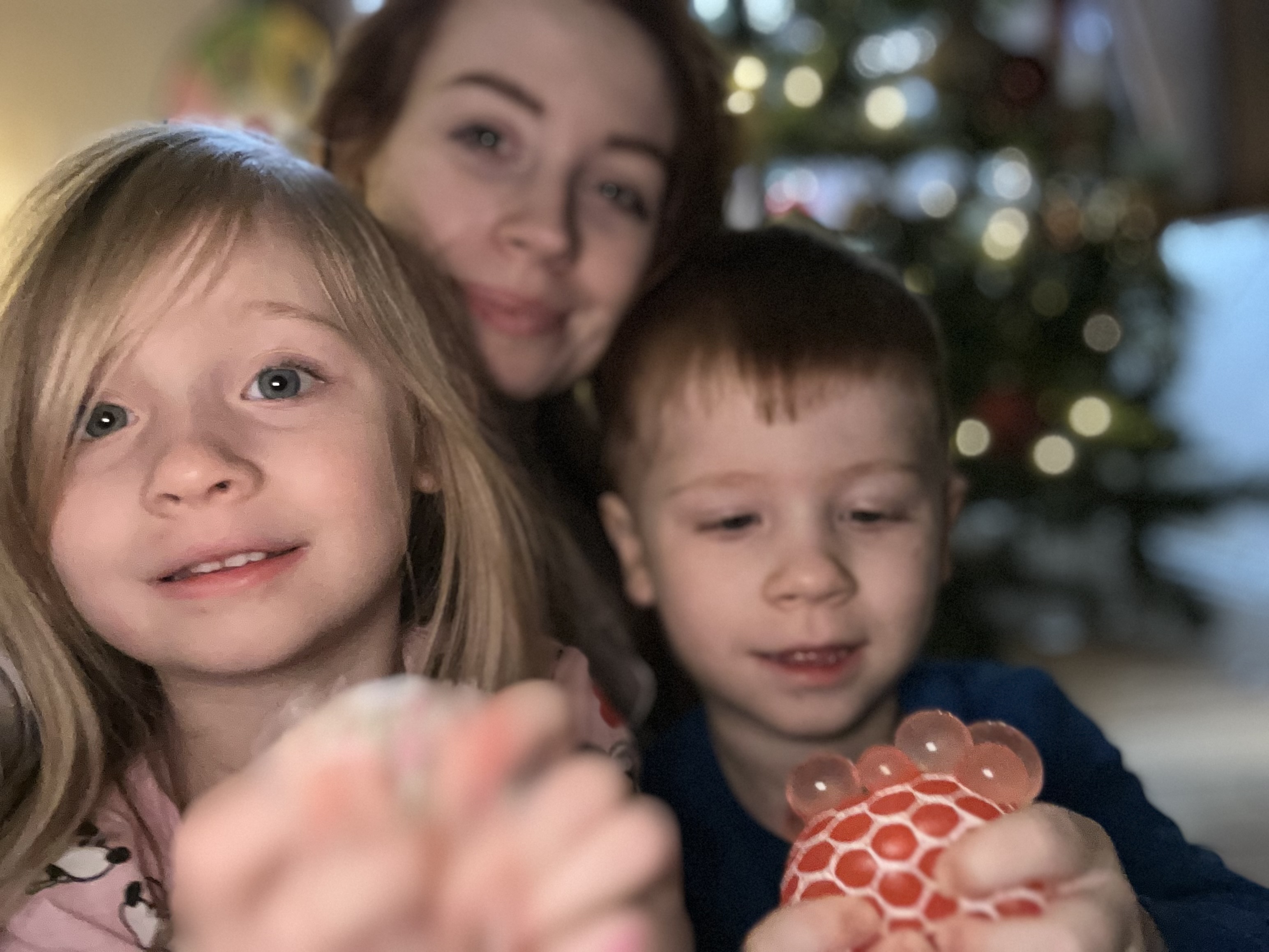 Natasha O'Byrne and children