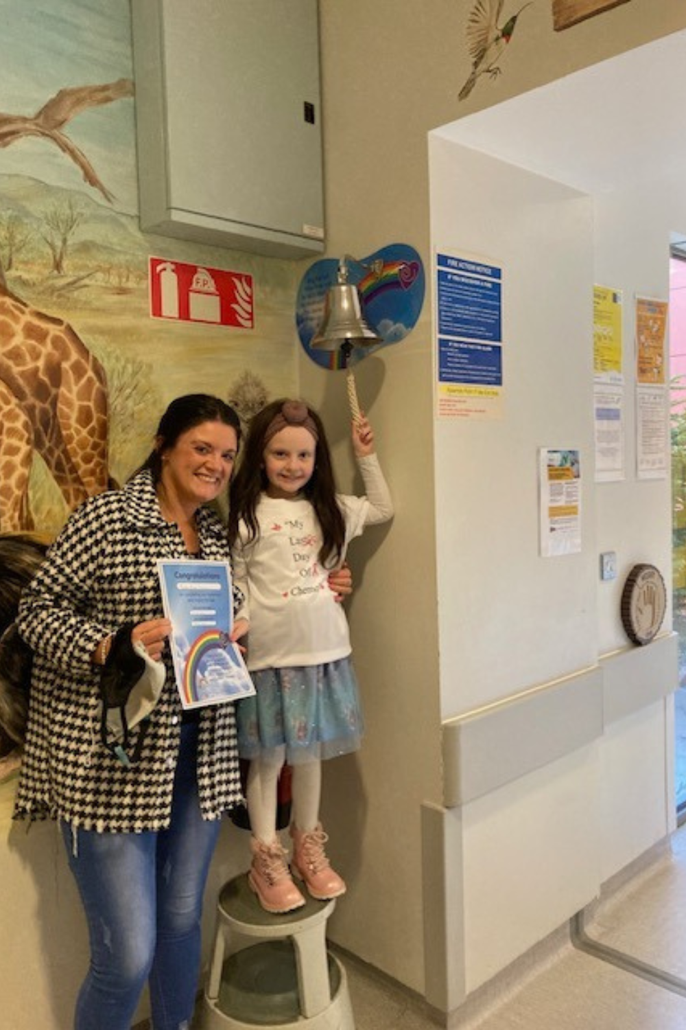 Sophia and her mom 2025 image