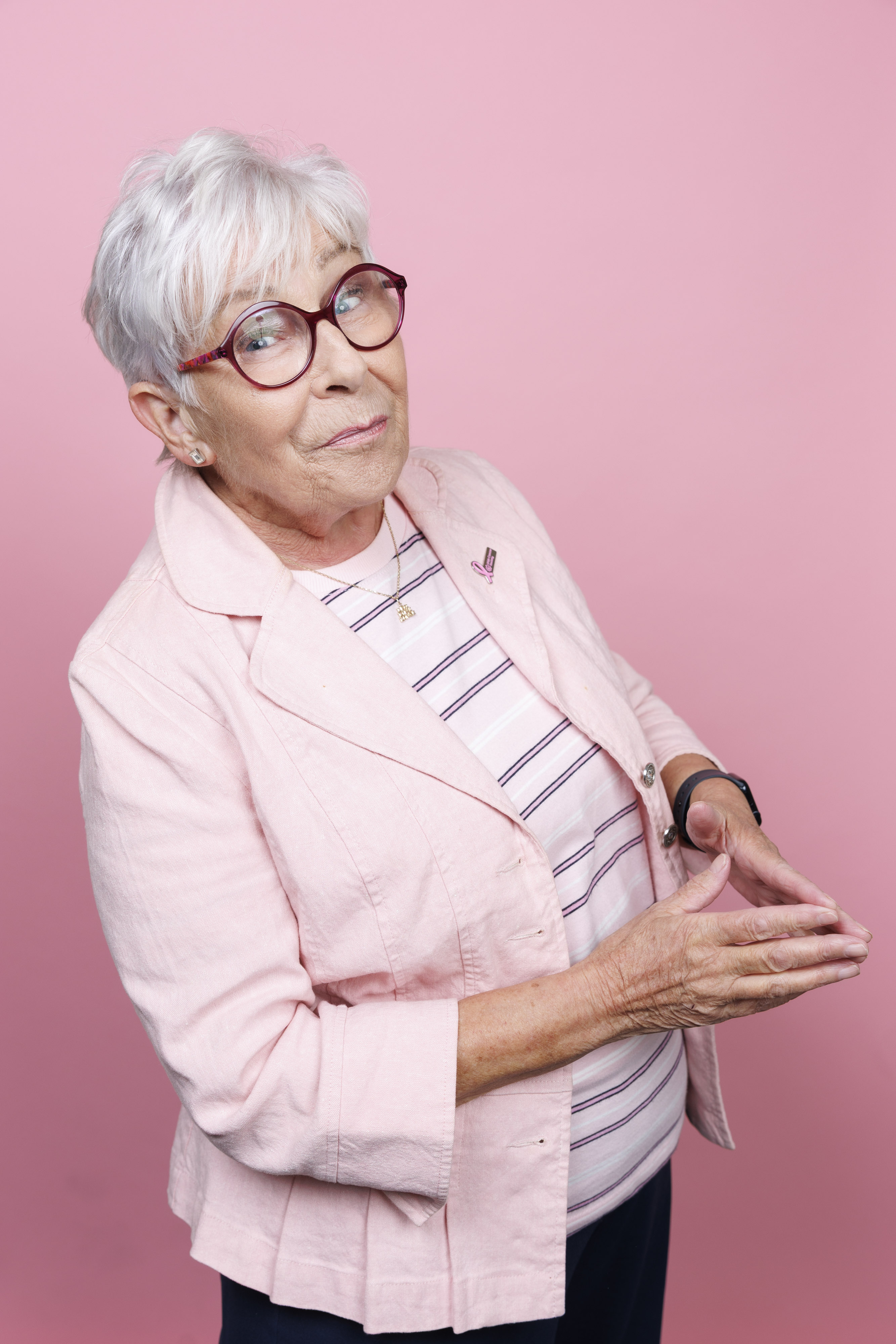 Press Release: Actress and breast cancer survivor Eilish O’Carroll urges the public to support the Irish Cancer Society’s Pink campaign to fund breast cancer supports