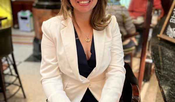 Cristina Loiola's Breast Cancer Story