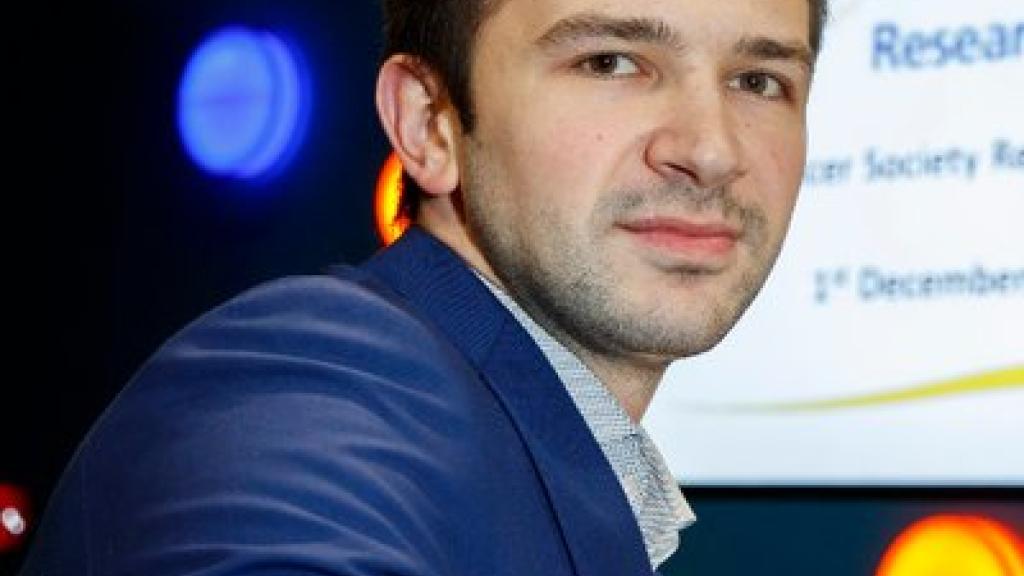 Dr Damir Vareslija Dr Damir Vareslija