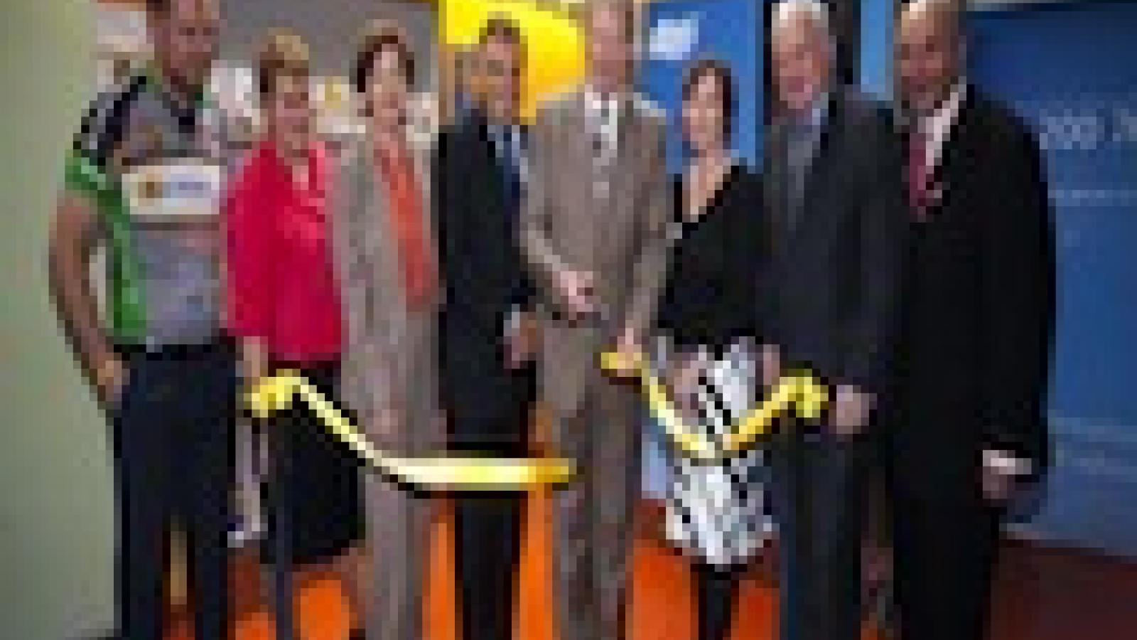 Irish Cancer Society Launches Daffodil Centre at Beaumont Hospital with